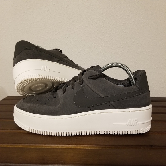 nike air force 1 sage low grey suede